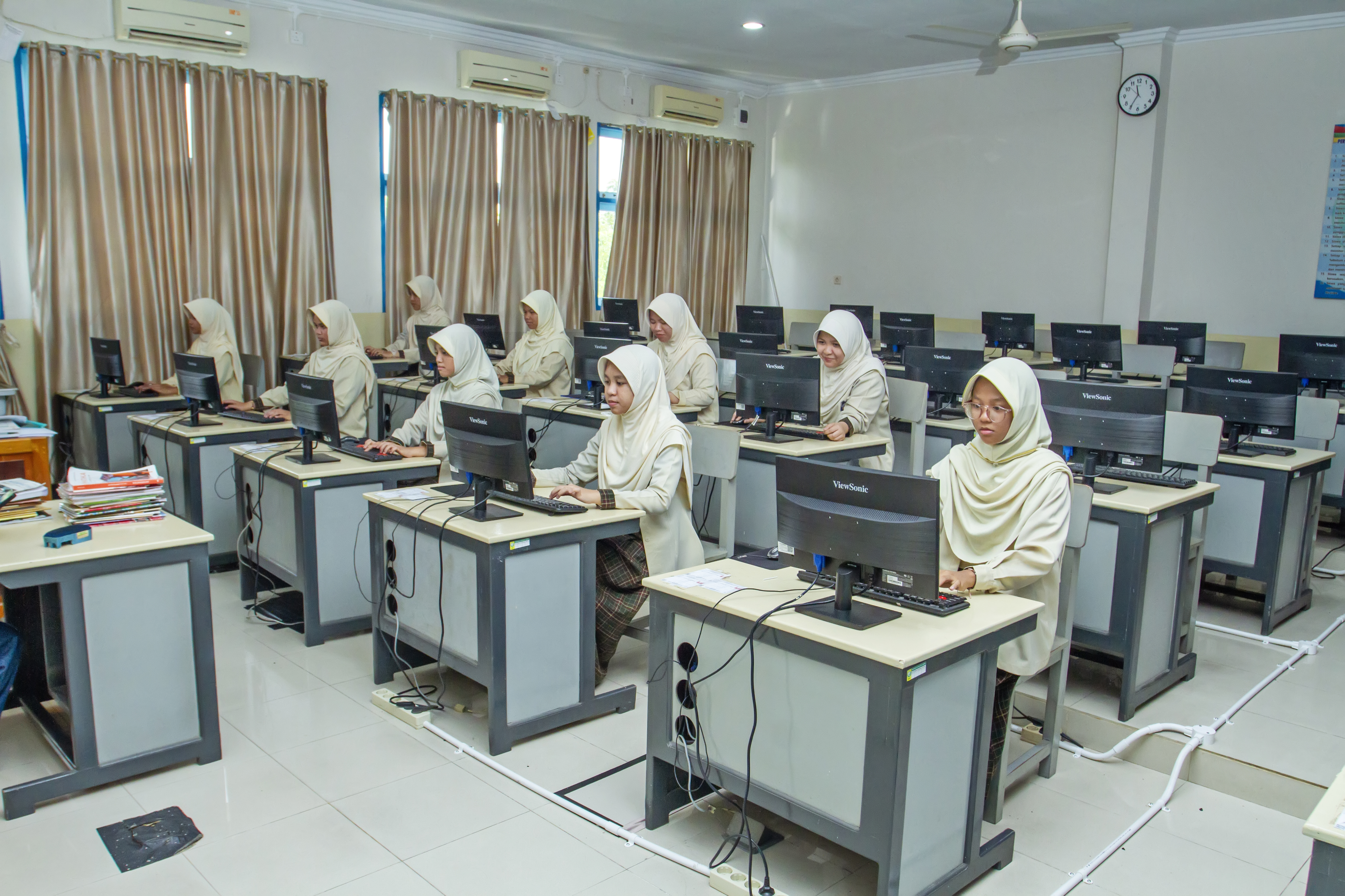 Labor Kamputer