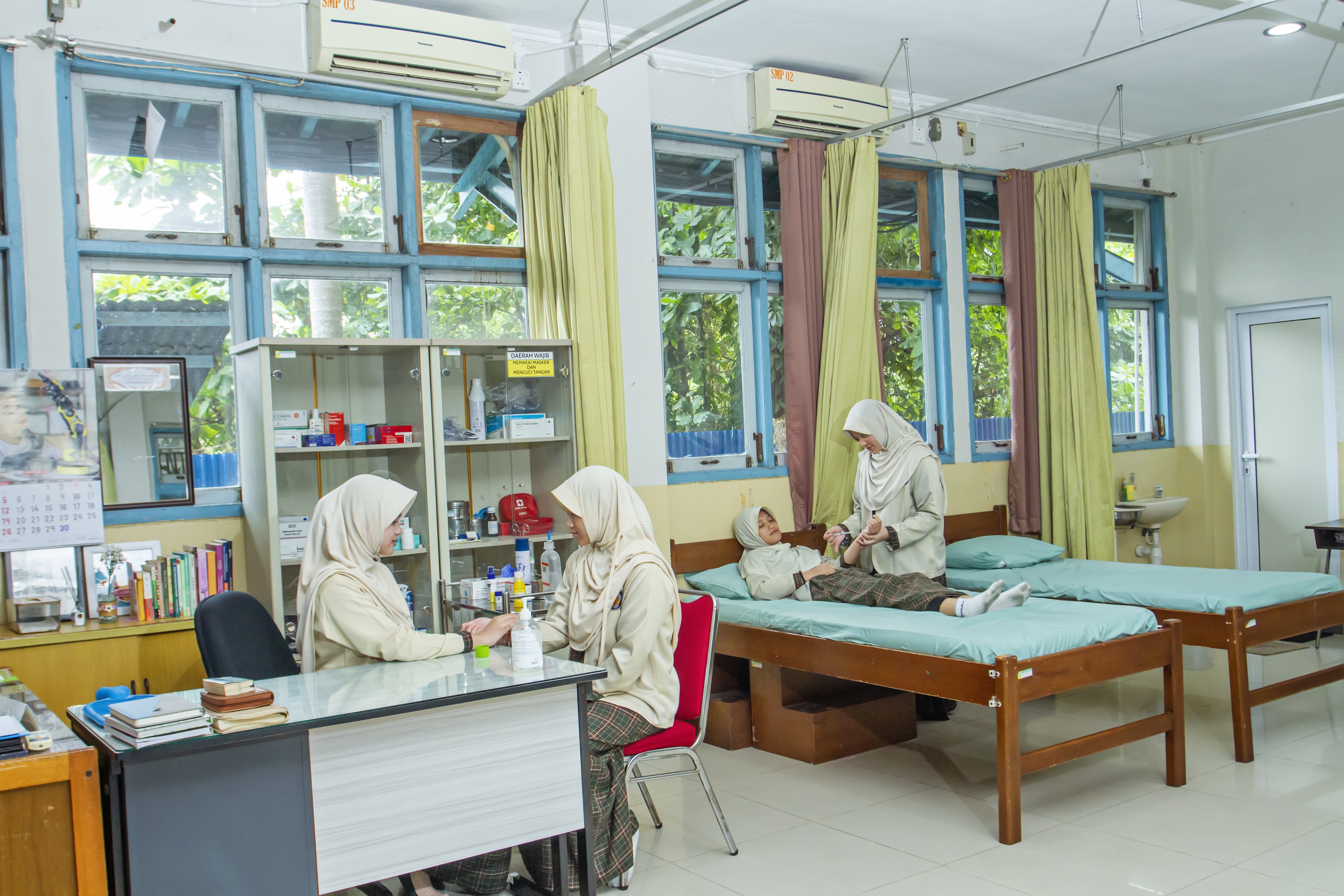Ruang Uks Putri